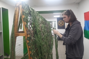 В тылу куётся Победа!